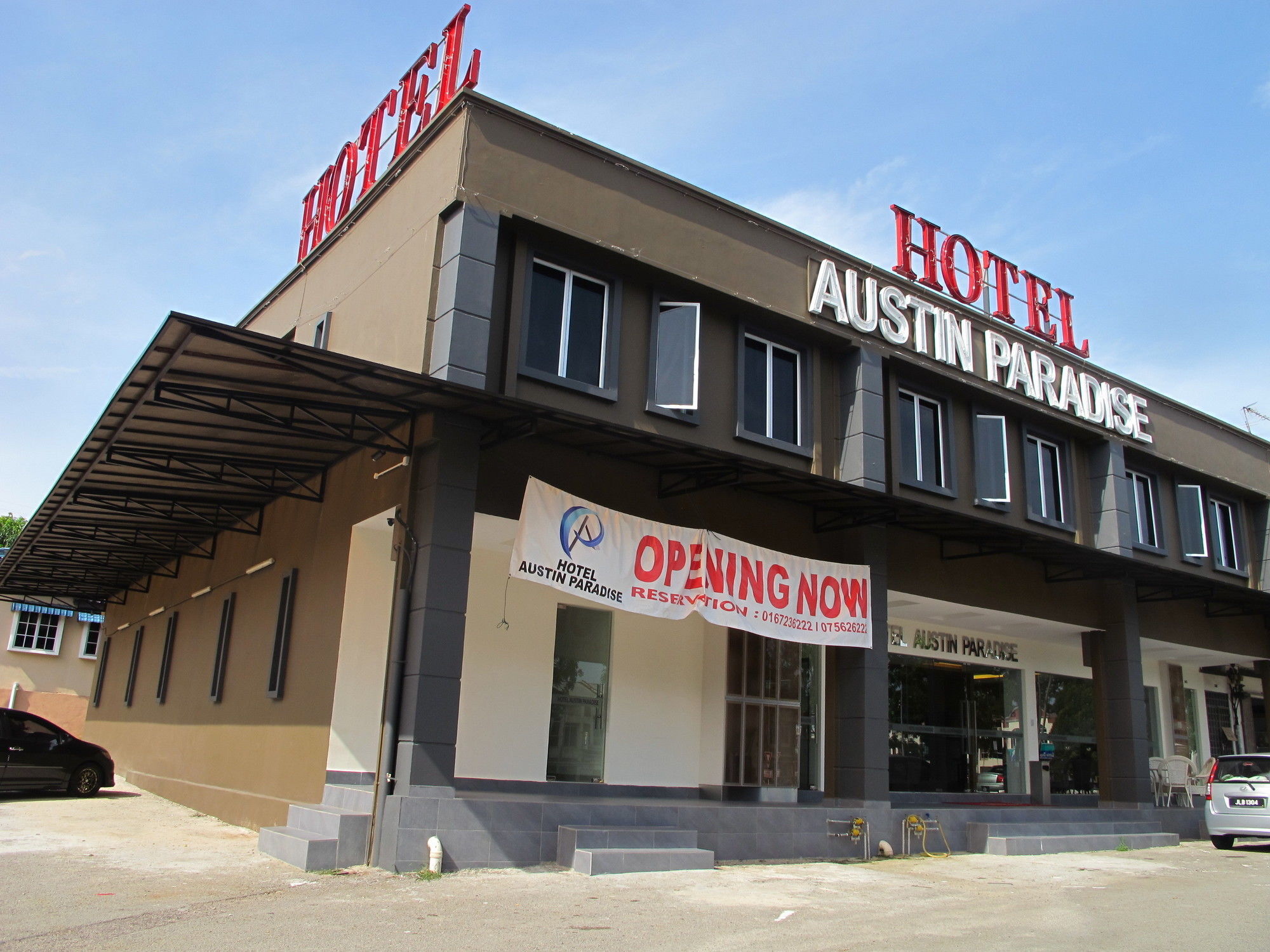 Hotel Austin Paradise - Taman Pulai Utama Скудай Екстериор снимка